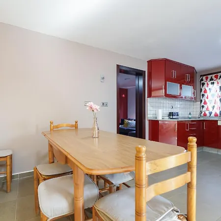 Retiro Rural Con Parking By * Vigo