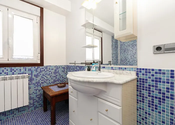 Retiro Rural Con Parking By * Vigo