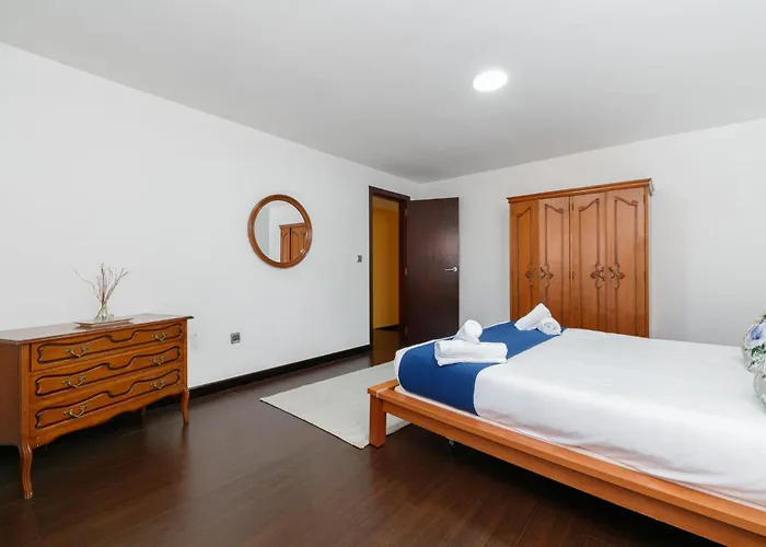 Retiro Rural Con Parking By Tatil Evi Vigo