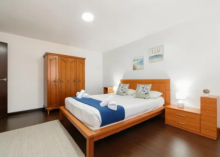 Retiro Rural Con Parking By Vigo